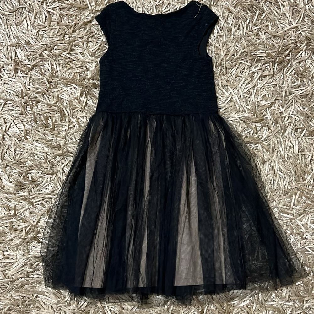 Girl's Dress - Picture 2 of 3